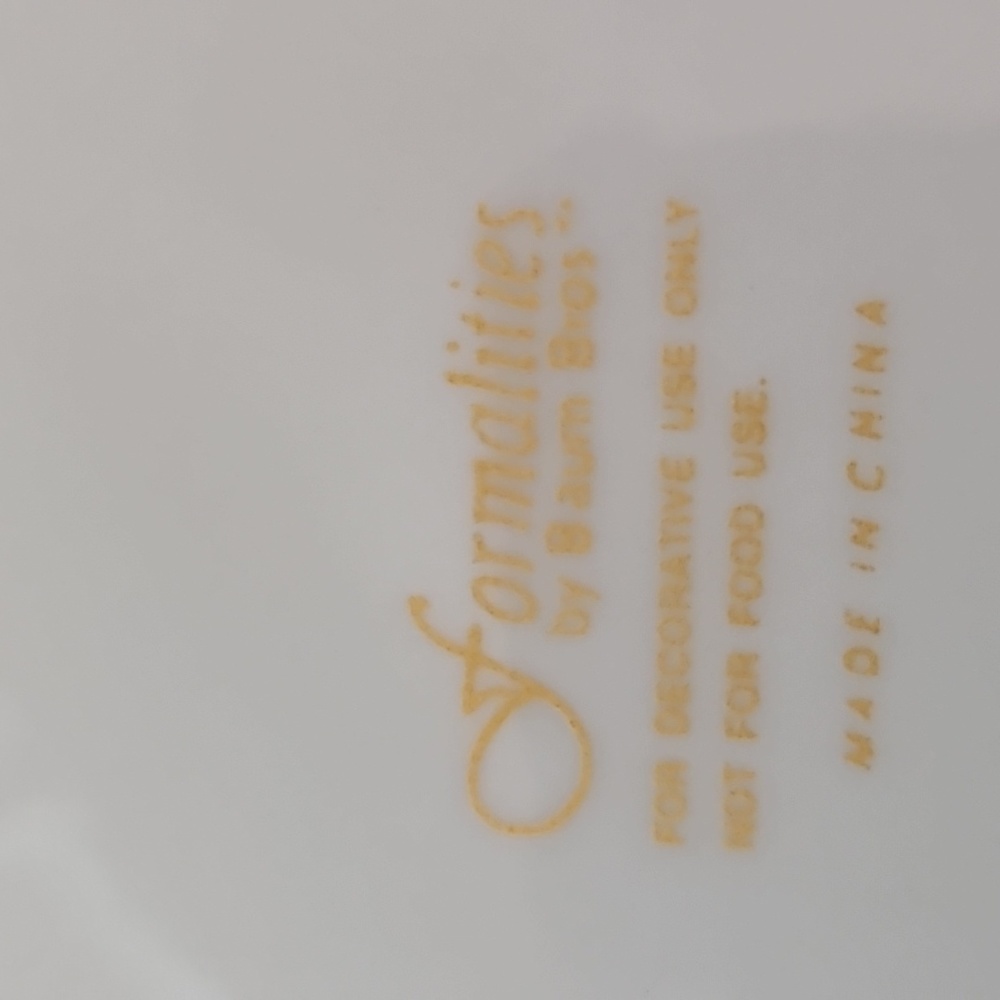 Extra Small Tea Cup Set - Picture 2 of 3